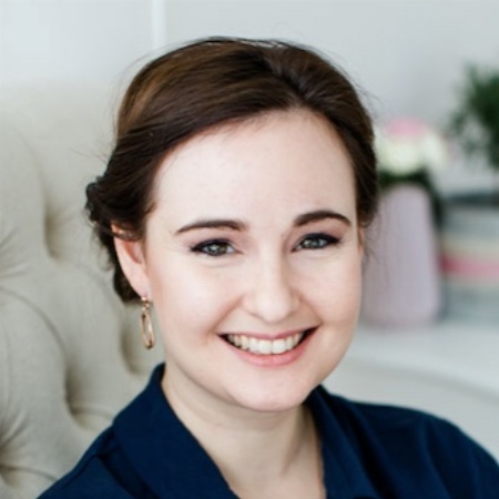 Julia Heimann, dein Ansprechpartner bei Hochzeitsgefühl